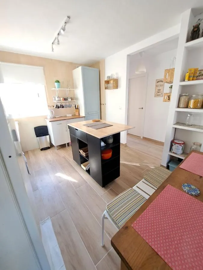 Adosada Perfecto Para Playa, Bicicleta Y Senderismo Almayate Bajo Holiday home